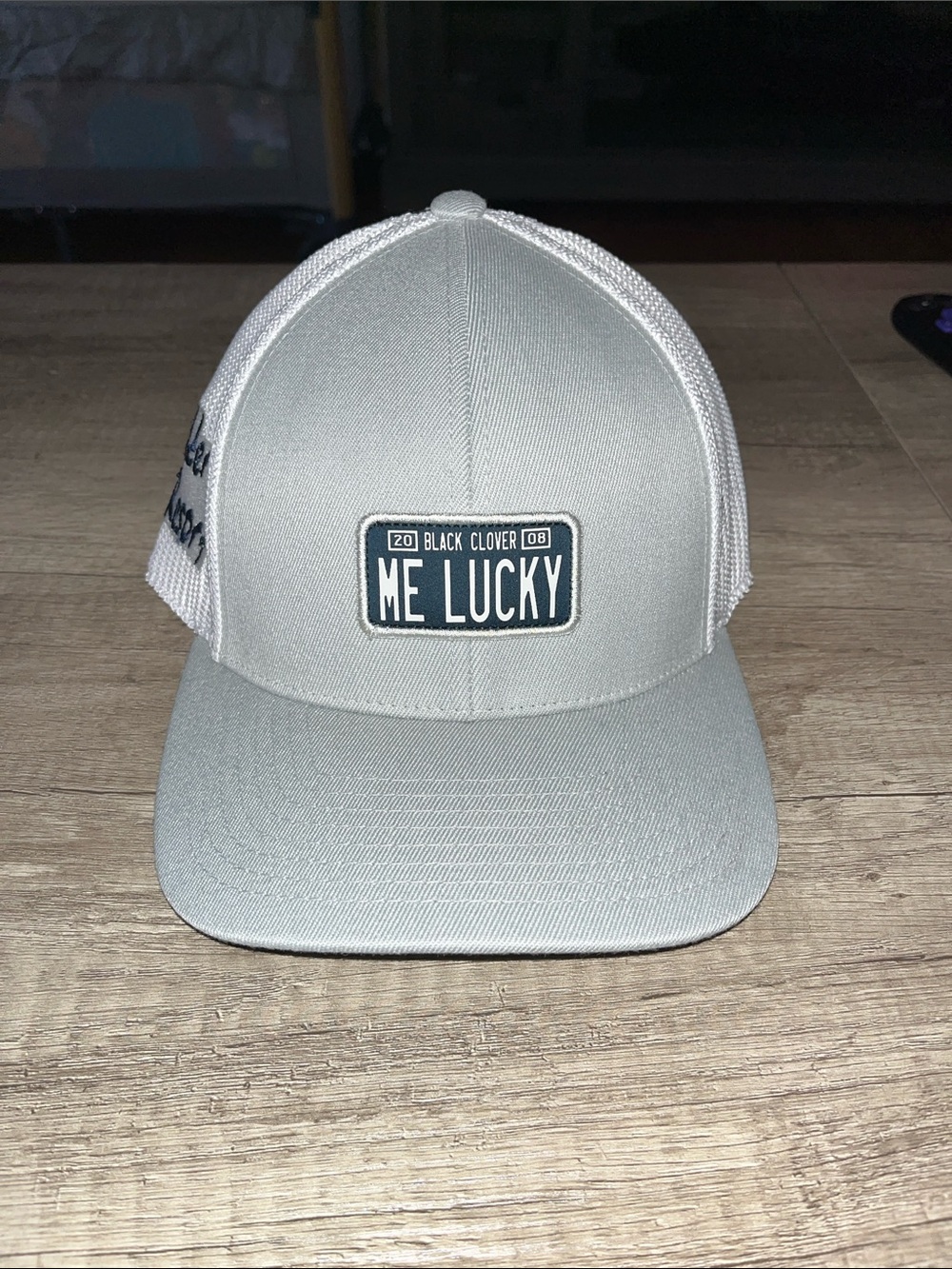 Black Clover Wisconsin Wilderness Resort Gray Mesh-Back Trucker Hat